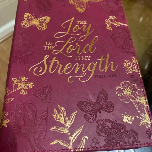 - Brand New Leather With Zipper Journal The Joy Of The Lord Is My Strength - Picture 4 of 7